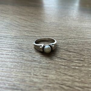 James Avery Victorian Scrolled Pearl Ring (Retired)